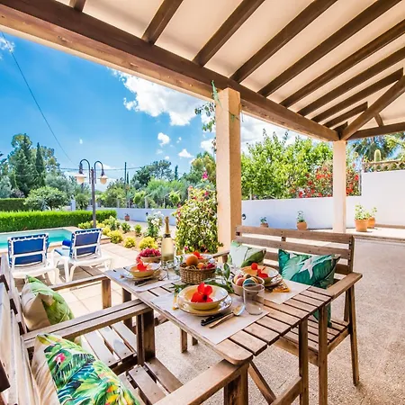 Holiday home With Swimming Pool