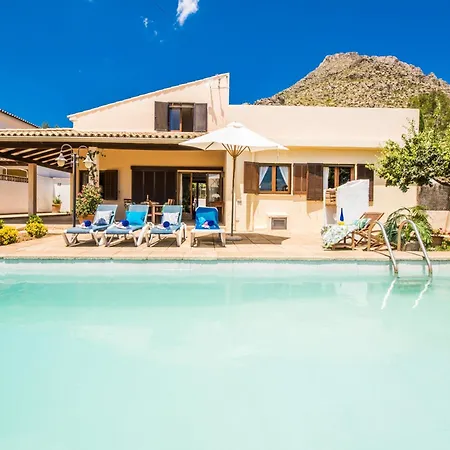 Holiday home With Swimming Pool